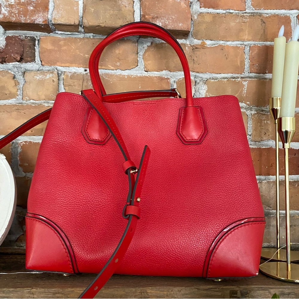 MICHAEL KORS Mercer Gallery Medium Center Zip Leather Tote in Bright Red - Picture 9 of 13
